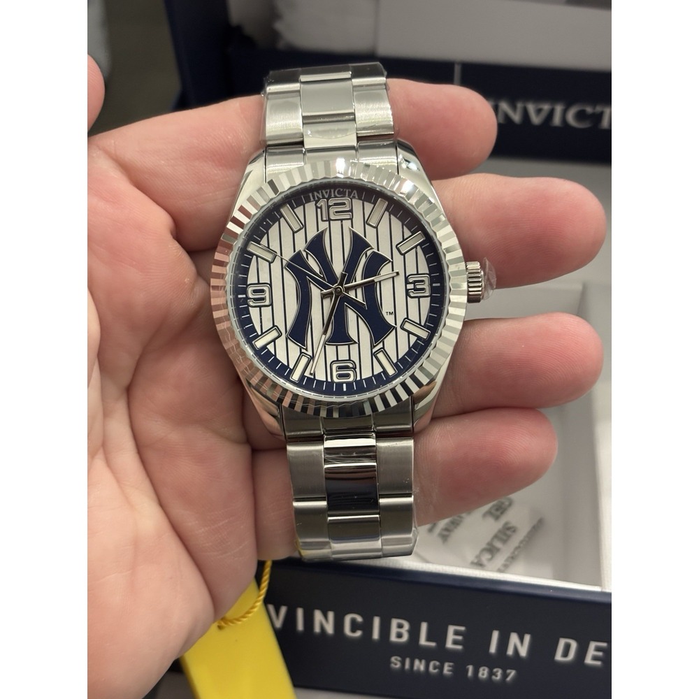 Invicta Specialty New York Edition Quartz Silver Dial Men's Watch 49862